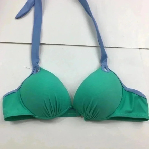 Un brand swim wear  S - Picture 2 of 16